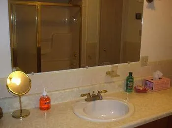 Niagara Falls Cottage Rental Craig House